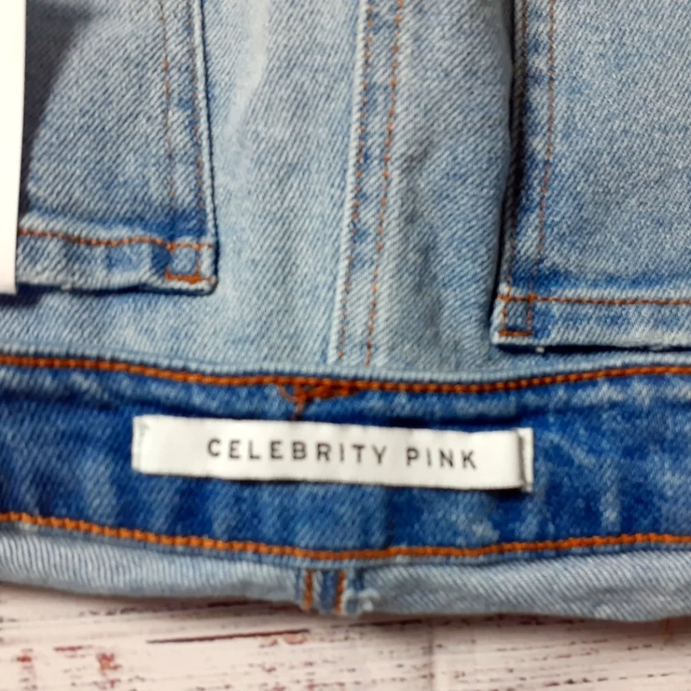NWT Celebrity Pink Size 7 Denim Shorts